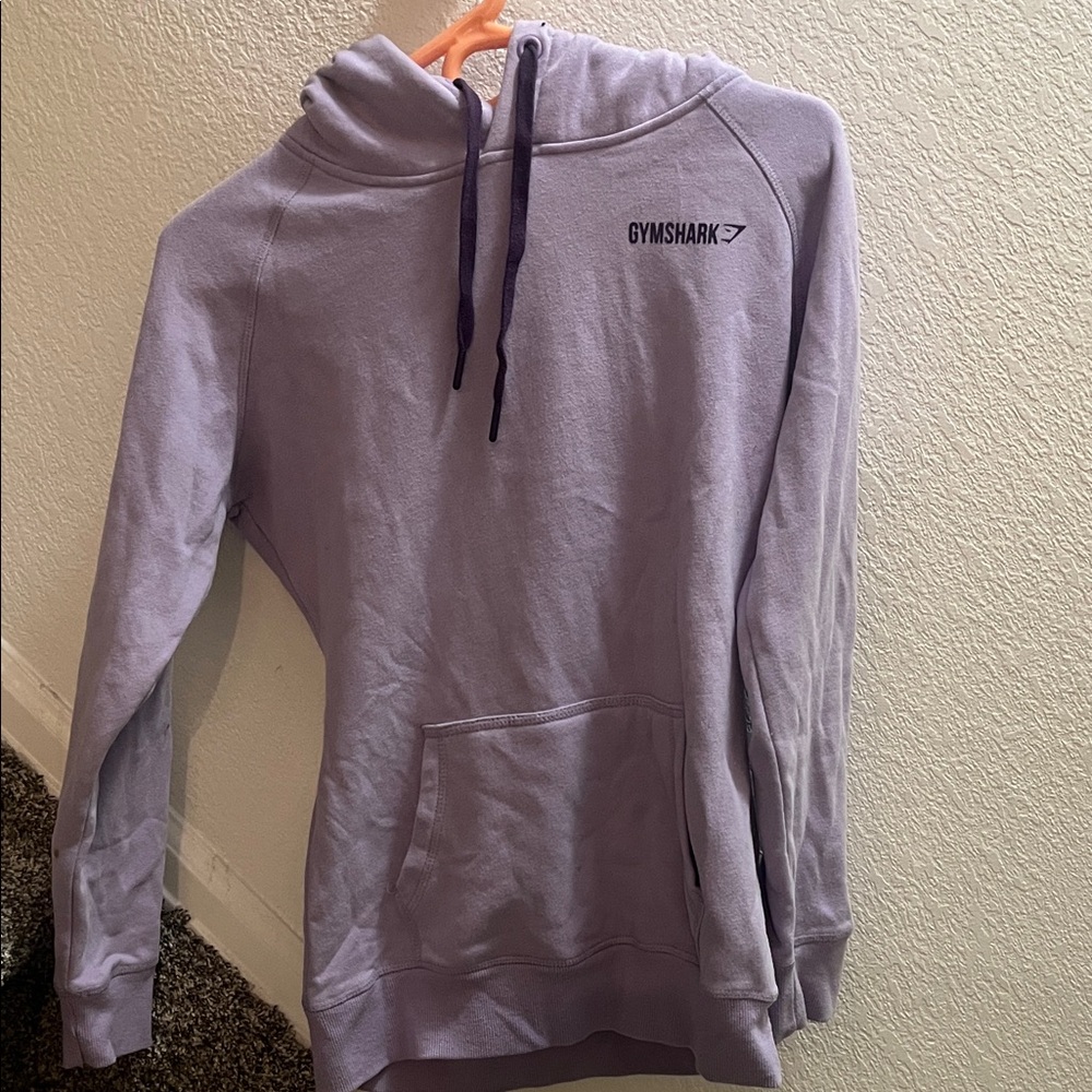 Gymshark Women's Purple sweatshirt